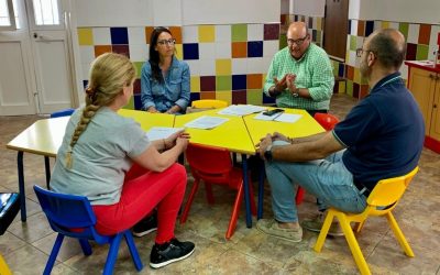 Reunión con la Guardería de Caleta en busca de solucionar sus problemas con el Ayuntamiento
