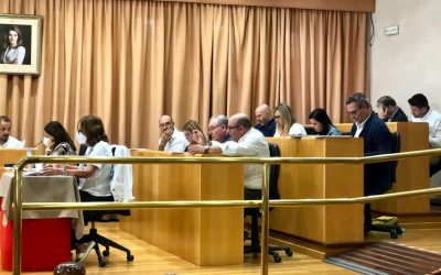 El equipo de gobierno del Ayuntamiento se niega a aplicar la rebaja de impuestos que propone el Partido Popular en Vélez