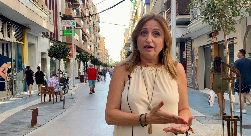 El Partido Popular propone la colocación de toldos en toda la calle del Mar de Torre del Mar