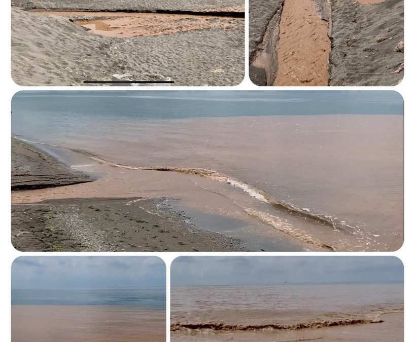 La playa de Valle Niza, impracticable para el baño