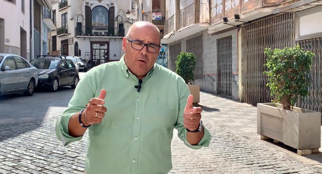 El Partido Popular propone incentivar a los emprendedores que regenten locales comerciales vacíos en el Centro Histórico de Vélez con hasta 6.000 euros