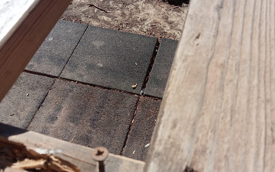 Los parques infantiles de Vélez Málaga, de mal en peor