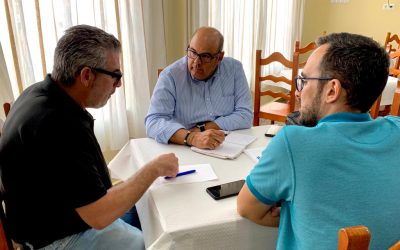 Reunión con la Peña Caballista Veleña antes de la Real Feria de San Miguel