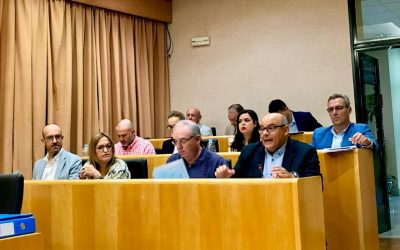 La falta de mayoría absoluta en una votación obliga al equipo de gobierno a convocar un pleno extraordinario el lunes