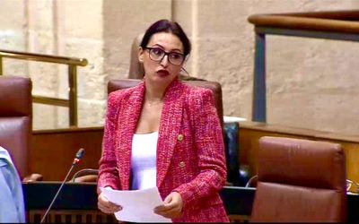 Rocío Ruiz interviene en la sesión de control en el Parlamento de Andalucía
