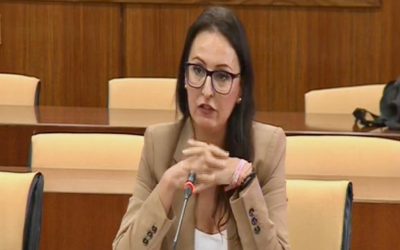 Rocío Ruiz pregunta a la consejera de Agricultura sobre las obras para mejorar el abastecimiento de agua en la Axarquía