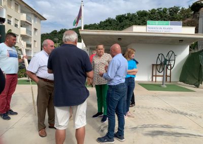 Los vecinos de Mezquitilla y Lagos no pueden más y reivindican su derecho a tener playa
