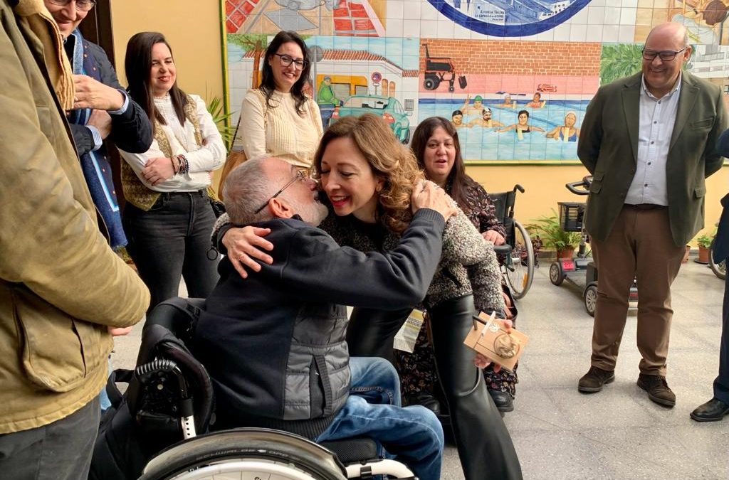 Patricia Navarro visita Amivel