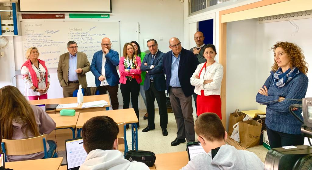 La Junta comprueba “los buenos resultados” del Bachillerato Internacional en el IES María Zambrano de Torre del Mar